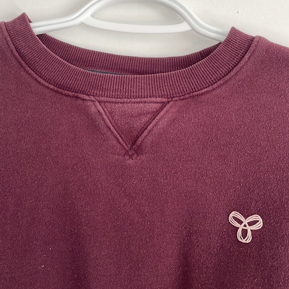 Aritzia TNA crewneck - Picture 3 of 4